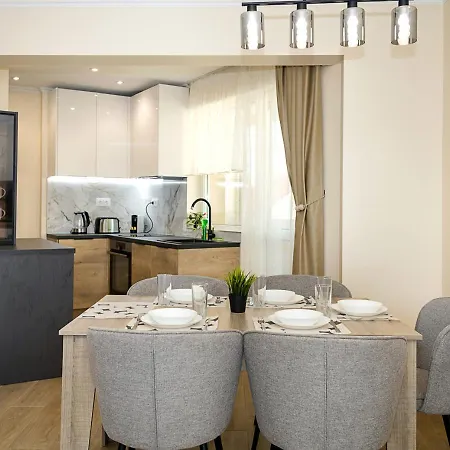 Stylish - The Heart Of By Flat Manаger Appartamento